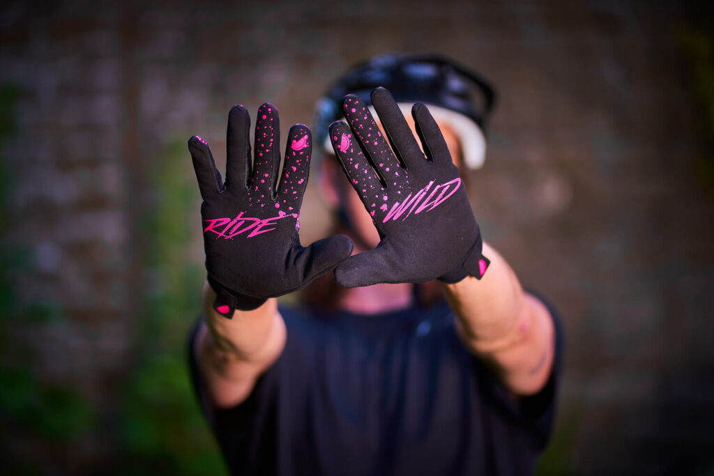 Melon Optics MTB Gloves (lifestyle) - Lightning 2