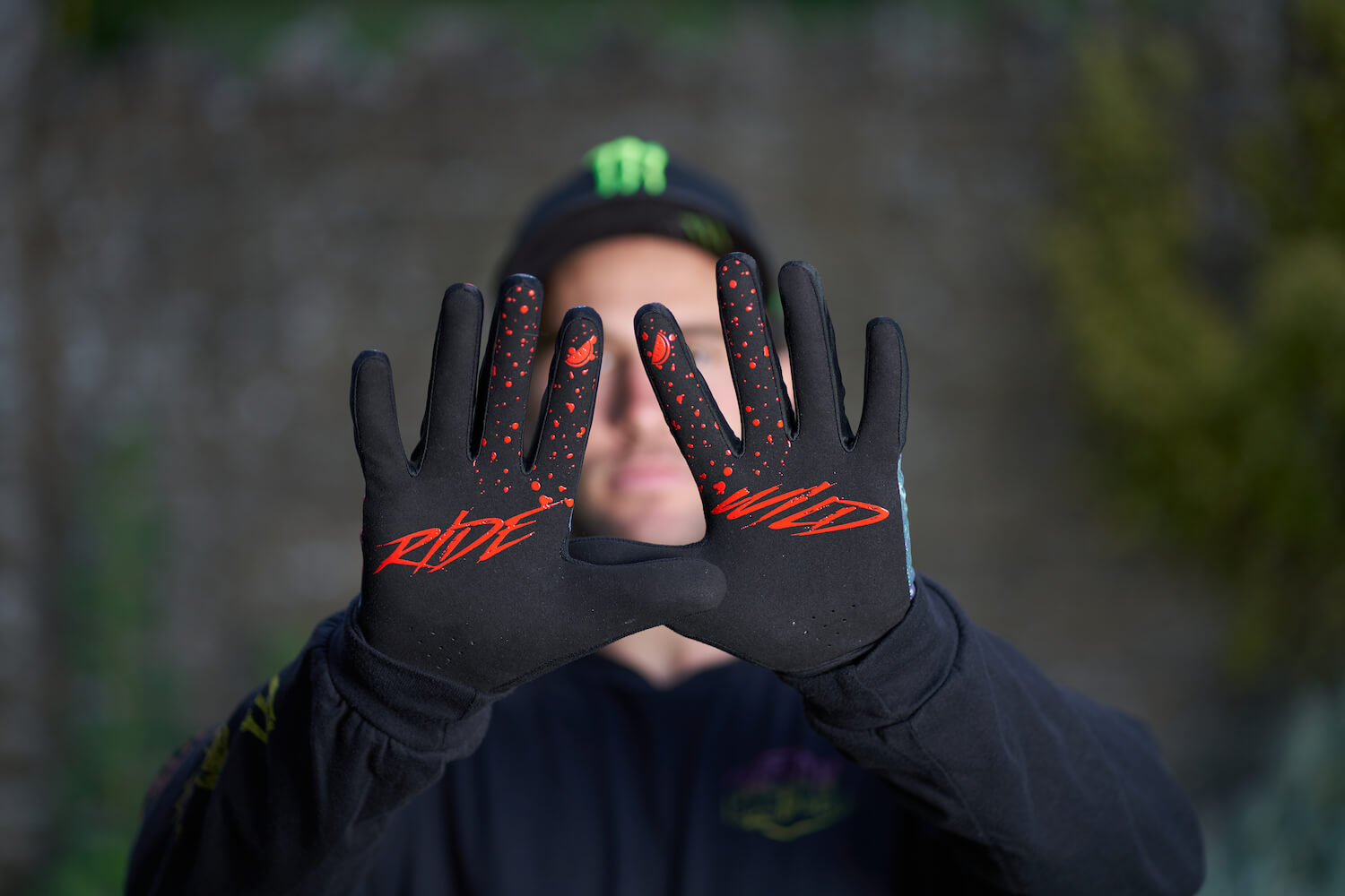 Melon Optics MTB Gloves (lifestyle) - Tropical 2